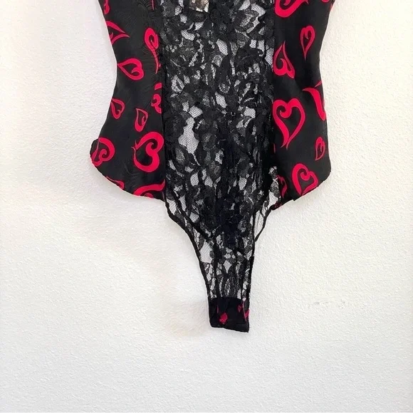 Victoria’s Secret Vintage Gold Label Silk Lace Heart Teddy Bodysuit Black Red